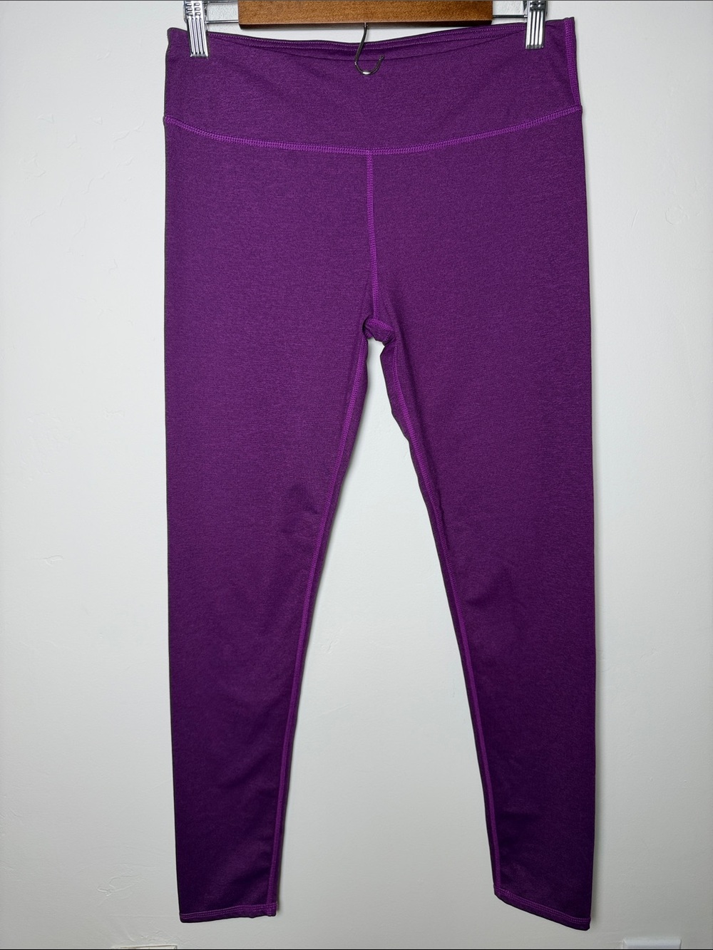 Fabletics women’s leggings activewear XL purple yoga gym EUC